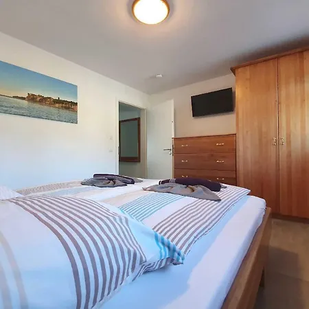 Haus Besch - Kleine Kapitänskajüte Apartment