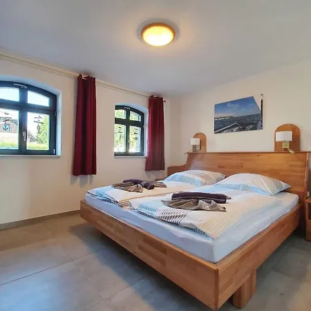 Haus Besch - Kleine Kapitänskajüte